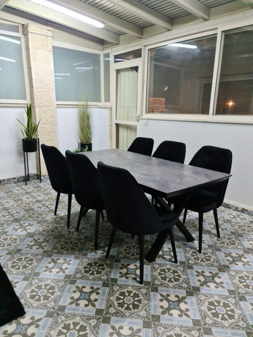 פינת אוכל דגם "שי"