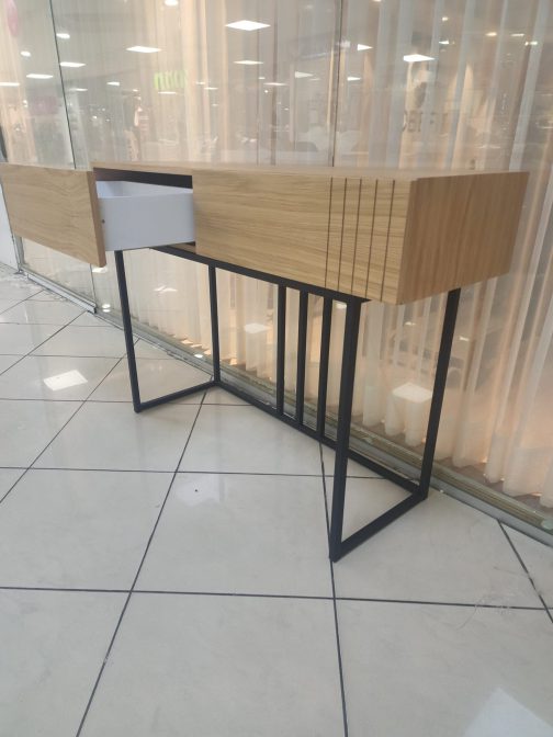 ⁦קונסולת עץ אלון דגם הראל⁩ – תמונה ⁦3⁩
